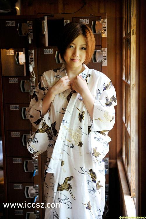 国产偷倩视频,揭秘神秘偷窃事件背后的真相 第2张 国产偷倩视频,揭秘神秘偷窃事件背后的真相 第2张